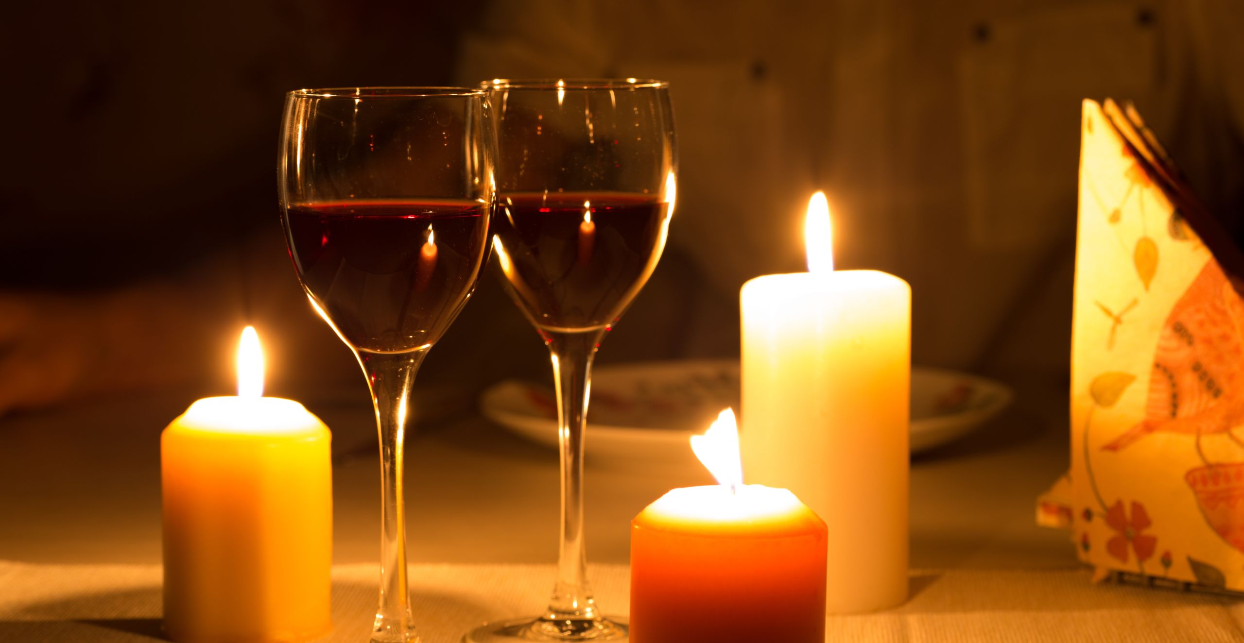 Romantic Candlelit Dinners for Special Occasions